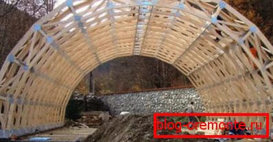 Дрвени кровни покривач