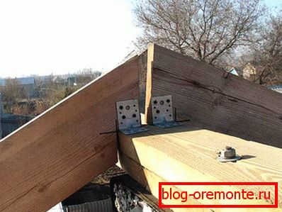 Кућа са двуххскатно мансардним кровом