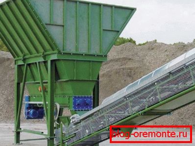 Бетонска мешалицаная установка с конвейерной подачей Бетонска мешалицаная установка с конвейерной подачей