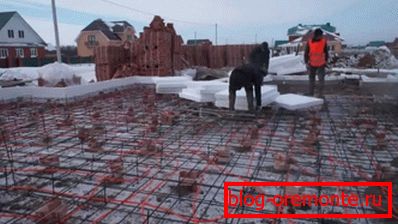 До раствора на хладном смрзнутом бунару, мора се даље загрејати. До раствора на хладном смрзнутом бунару, мора се даље загрејати.