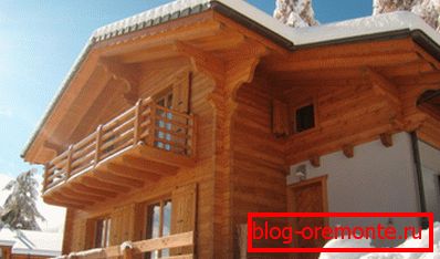 Фотографија куће из профилисане грађе Фотографија куће из профилисане грађе