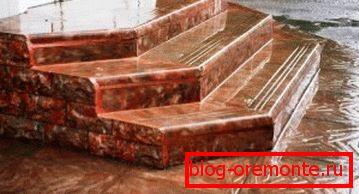 Лепота и необичан материјал Лепота и необичан материјал