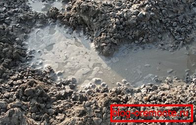 Лагани бетон се користи као јастук за темеље. Лагани бетон се користи као јастук за темеље.
