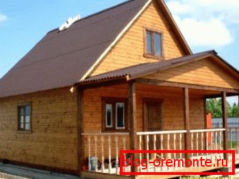 Аматерски фото купон из овог материјала са малом верандом Аматерски фото купон из овог материјала са малом верандом
