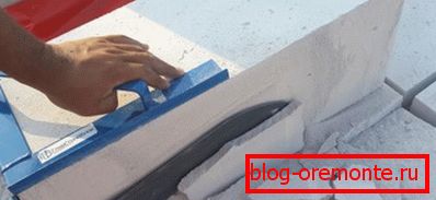 Аматерска фотографија, процес резања блокова овог материјала са посебним алатом Аматерска фотографија, процес резања блокова овог материјала са посебним алатом
