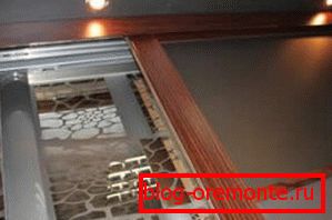 Касета за врата. клизна унутрашња врата механизам