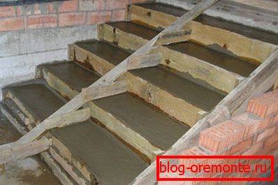 Уградња бетонских корака у сутерену