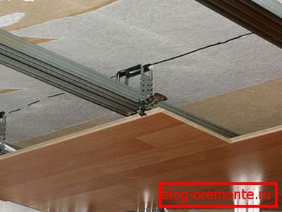 Инсталација на металном раму Инсталација на металном раму
