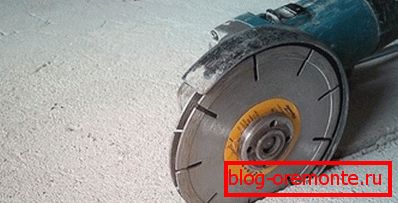 На слици - најједноставнија модификација зидног казера, структурно слична уобичајеној млиници На слици - најједноставнија модификација зидног казера, структурно слична уобичајеној млиници