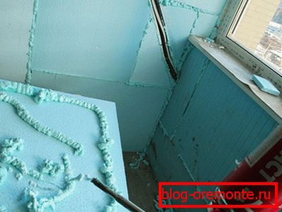 Цртеж полиуретанске пене на полипени Цртеж полиуретанске пене на полипени