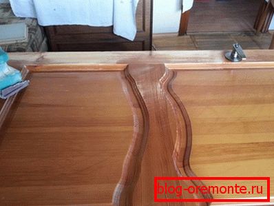 Реновирана платна од дрвених врата Реновирана платна од дрвених врата