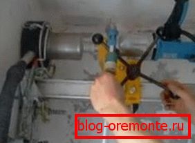 Ако је потребно, можете купити специјално причвршћење које вам омогућава да претворите обични ударац у сличну станицу Ако је потребно, можете купити специјално причвршћење које вам омогућава да претворите обични ударац у сличну станицу