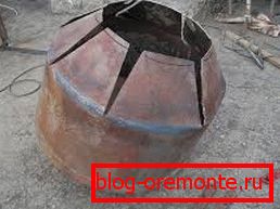 Карактеристичном облику дамо бубњем.