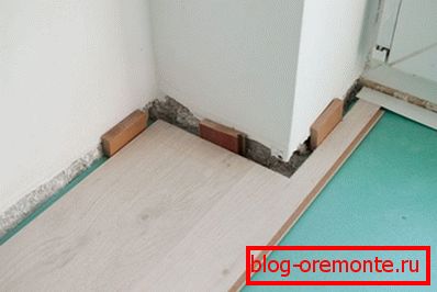 Удаљеност од зида до плоча