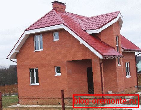 Реконструкција зграде опеке