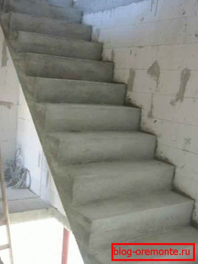 Самоуправљена конструкција бетонског армираног бетона
