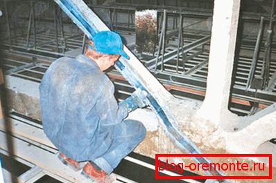 Отврдњавање бетонске плоче са композитном плочом. Отврдњавање бетонске плоче са композитном плочом.
