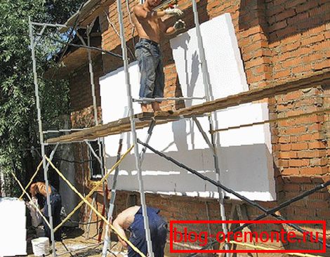 Сами загрејамо фасаду