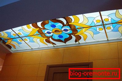 Витражни прозор